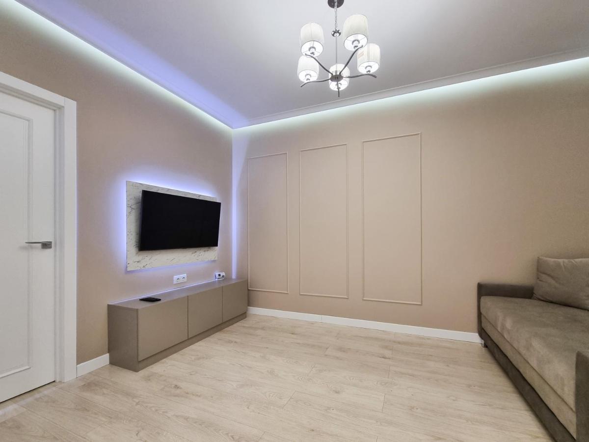 Botanica, 1 Bedroom Apartment With Living 基希讷乌 外观 照片