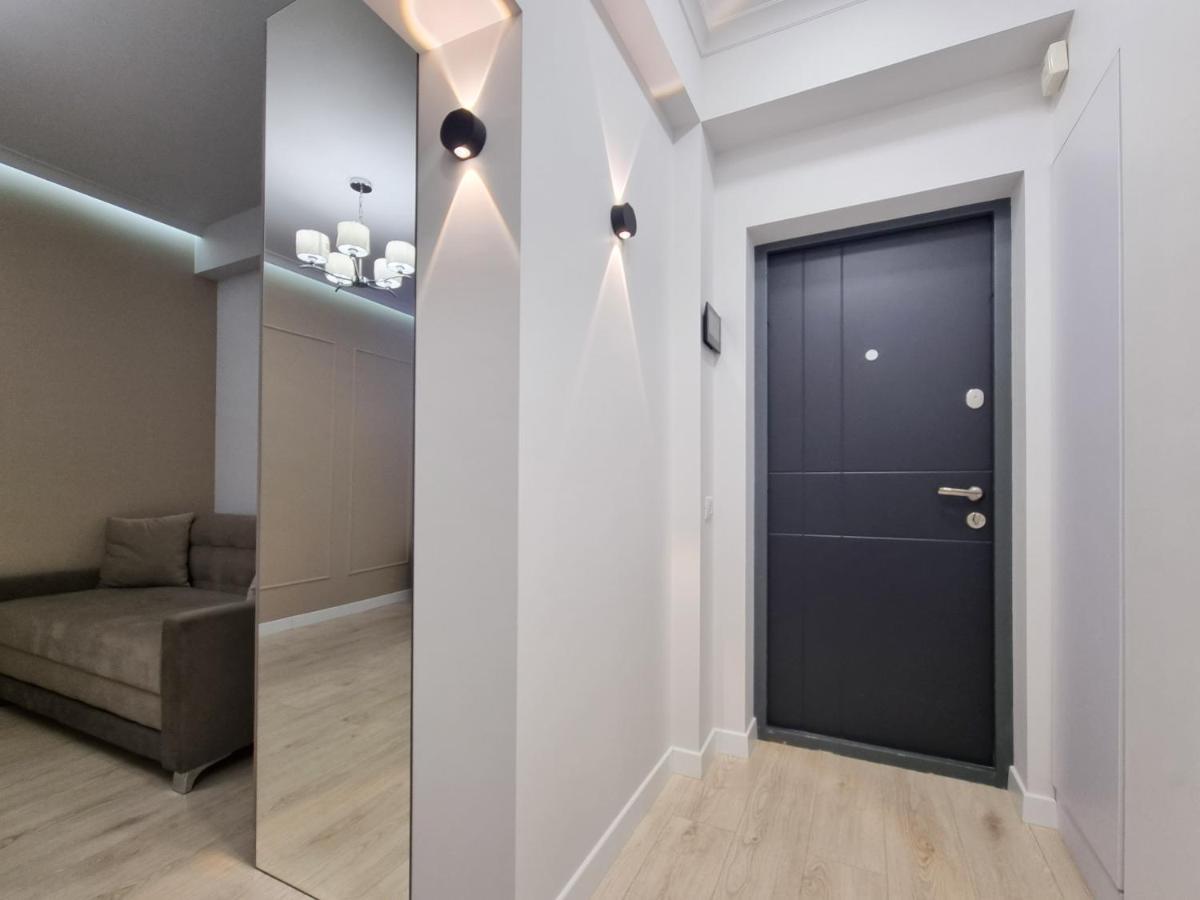 Botanica, 1 Bedroom Apartment With Living 基希讷乌 外观 照片